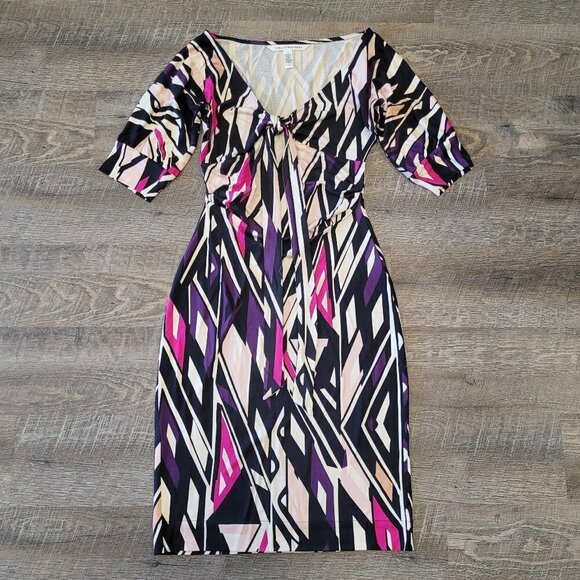 Diane Von Furstenberg Dresses & Skirts - DIANE VON FURSTENBERG | Silk Geometric Dress | Sz. 0